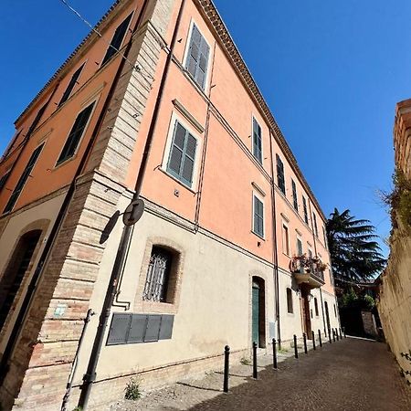 B&B Letterario Palazzo Pistocchi Teramo Extérieur photo